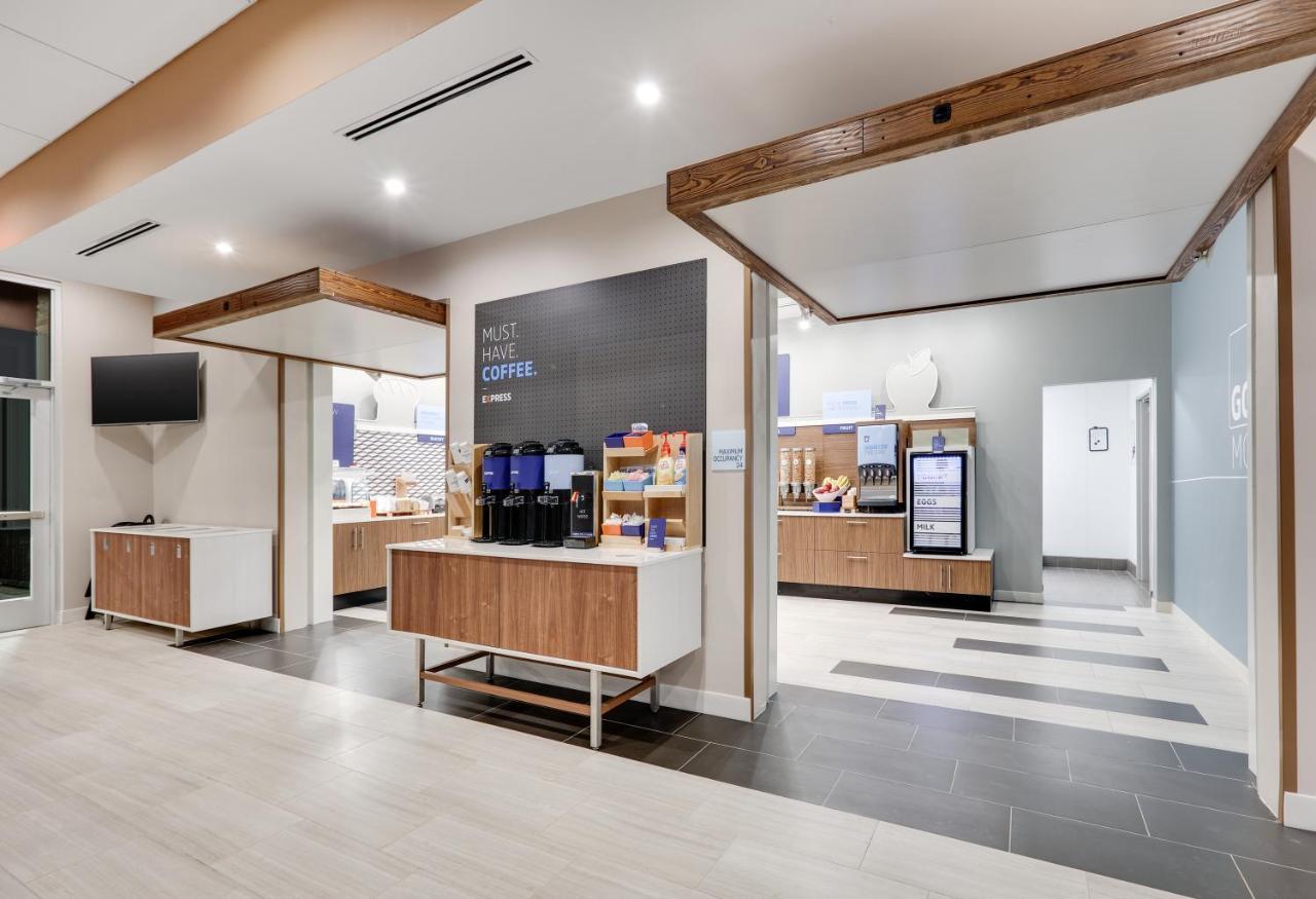 Holiday Inn Express - Kermit By Ihg Dış mekan fotoğraf